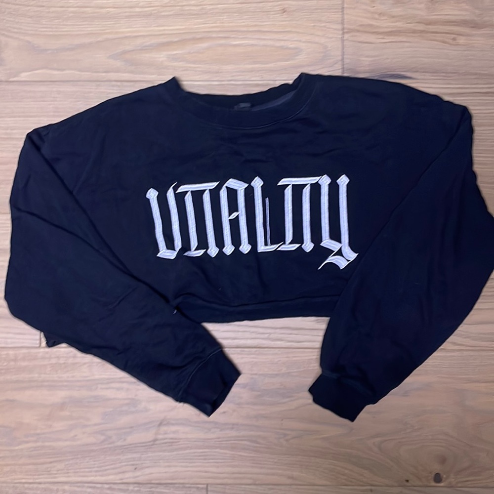 Vitality cropped top
